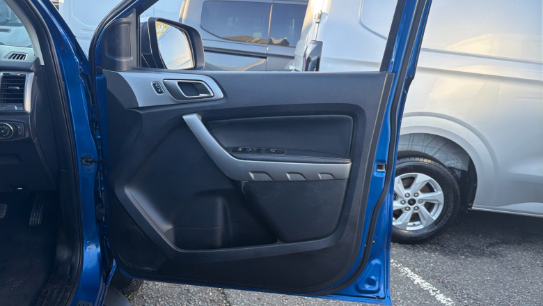 Ford Ranger Diesel Pick Up Double Cab Limited 1 2.0 EcoBlue 170 Auto